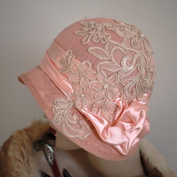 Vintage Style 1920s Flapper Hat
